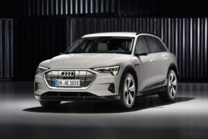 Audi_e-tron_quattro-Convertible-Technical_Specification-Full_electric_Audi_e-tron_quattro-EV_Database, Battery-Real_Range-Performance-Charging-Energy_Consuption-Demensions_and_Weight-EV_Gallery