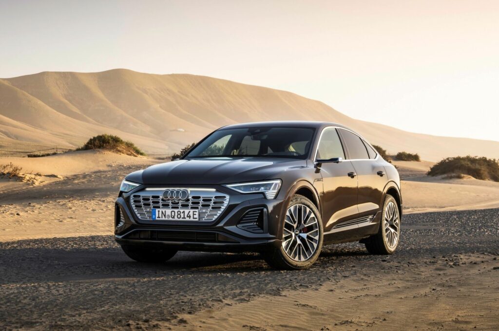 Audi_Q8_e-tron_Sportback_Technical_Specification-Full_electric_Audi_Q8_e-tron_Sportback_EV_Database, Battery-Real_Range-Performance-Charging-Energy_Consuption-Demensions-and-Weight_Gallery