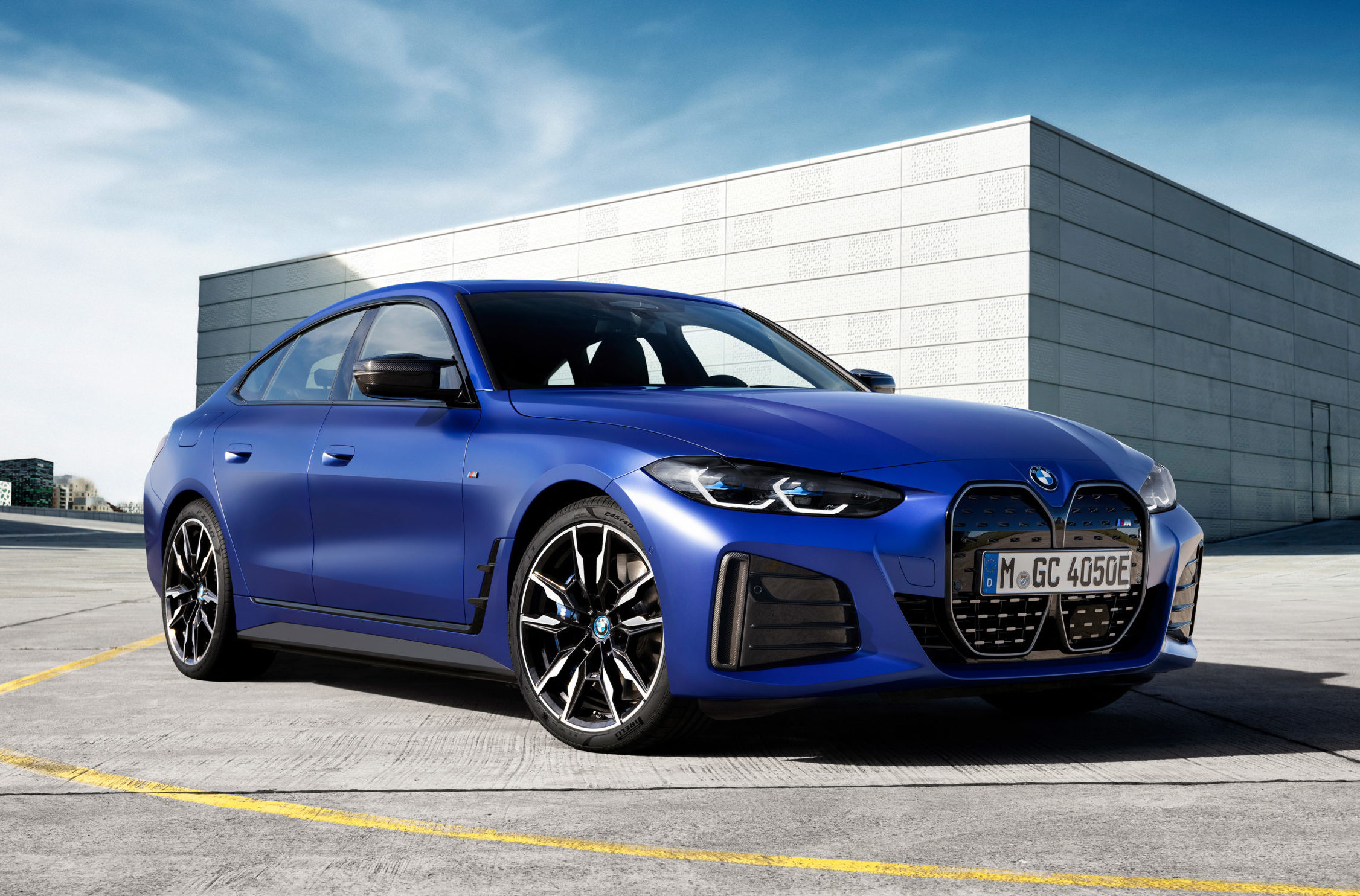 Read more about the article BMW i4 M50 xDrive 2021