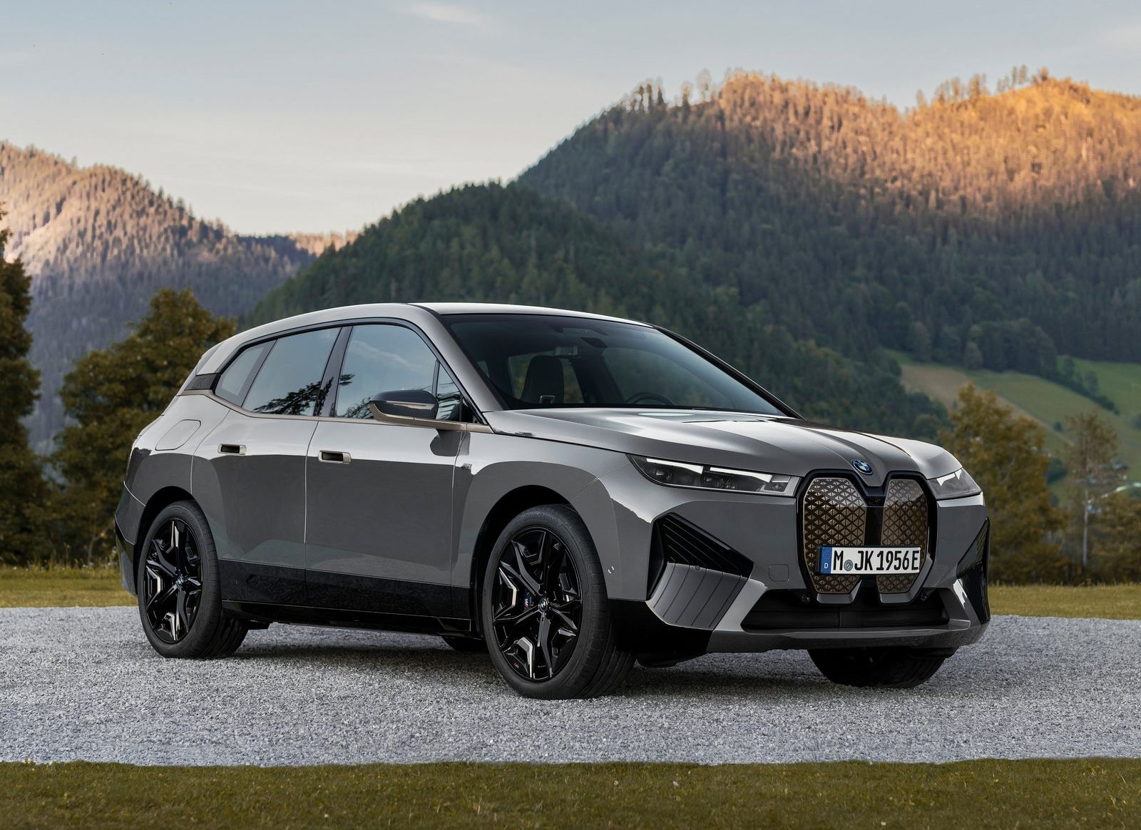 Read more about the article BMW iX M60 xDrive 2022