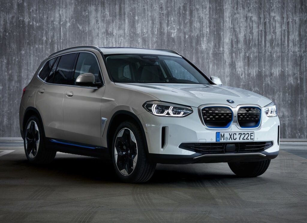 BMW-iX3-Technical_Specification-Full_electric_BMW-iX3-Exterior_EV_Database, Battery-Real_Range-Charging-Energy_Consuption-Demensions-and-Weight_Gallery