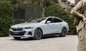 BMW-i5-eDrive-2023-Technical_Specification-Full_electric_BMW-i5-2023-Exterior_EV_Database, Battery-Real_Range-Charging-Energy_Consumption-Dimensions-and-Weight_Gallery