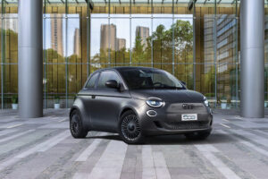 Fiat_500e_hatchback_2020-Electric-Technical_Specification-Full_electric-Fiat_500e_hatchback_2020-Electric-Exterior-EV_Database-Battery-Real_Range-Charging-Demensions-Weight-Gallery