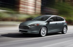 Ford_Focus-Electric_Cars-Technical_Specification-Full_electric-Ford_Focus-Electric-Exterior-EV_Database-Battery-Real_Range-Charging-Demensions-Weight-Gallery