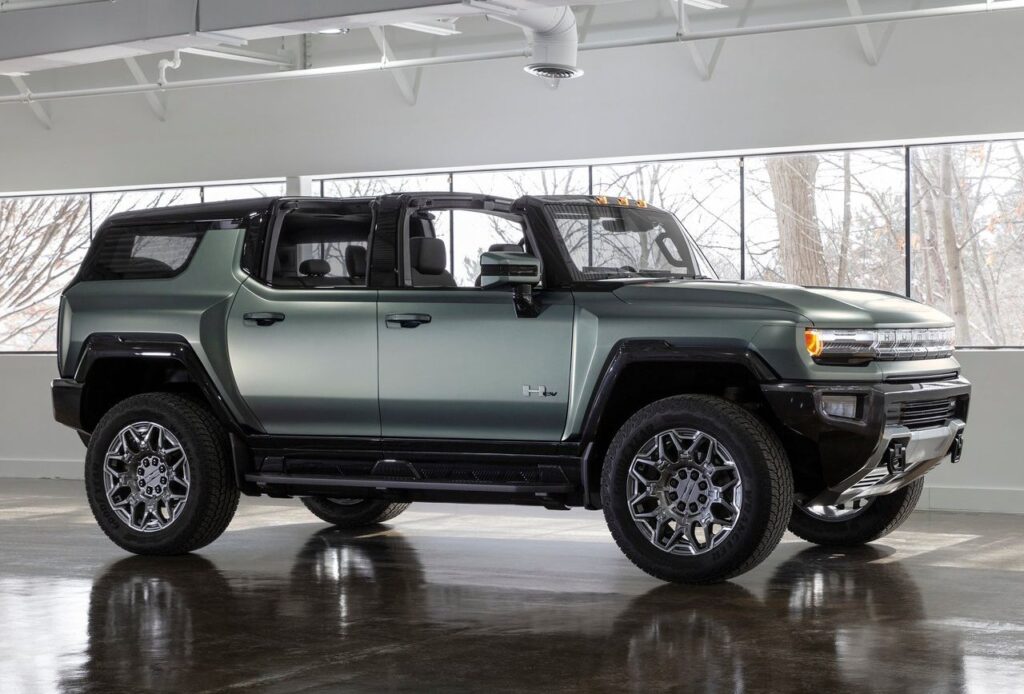 GMC Hummer EV SUV Electric Car Technical Specification-Full_electric-GMC Hummer EV SUV Electric Exterior EV_Database Battery Real_Range Charging Demensions Weight Gallery