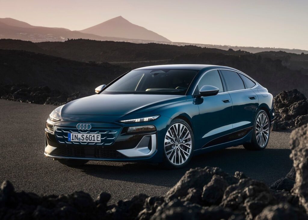 Audi S6 Sportback e-tron 2024 Electric Cars Technical Specification-Full_electric Audi S6 Sportback e-tron 2024 Electric Exterior EV_Database Battery Real_Range Charging Dimensions Weight Gallery