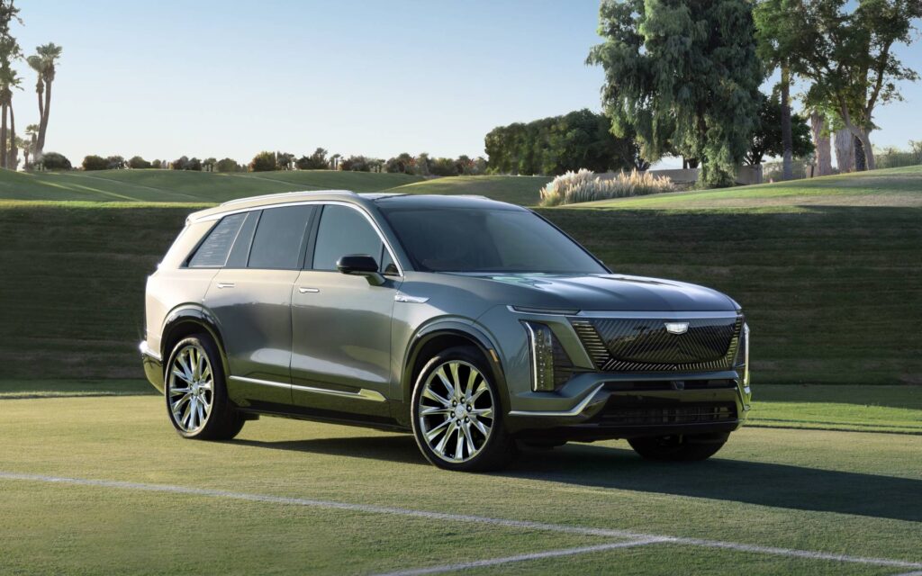 Cadillac Vistiq Electric Cars Technical Specs Full-electric Cadillac Vistiq Electric Exterior EV_Database Battery Real-Range Charging Dimensions Weight Gallery