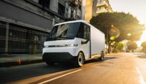 Chevrolet BrightDrob Zevo 600 Electric Cargo Panel Van Technical Specification Full Electric Cargo Panel Van Exterior EV Database Battery Real_Range Charging Dimensions Weight Gallery