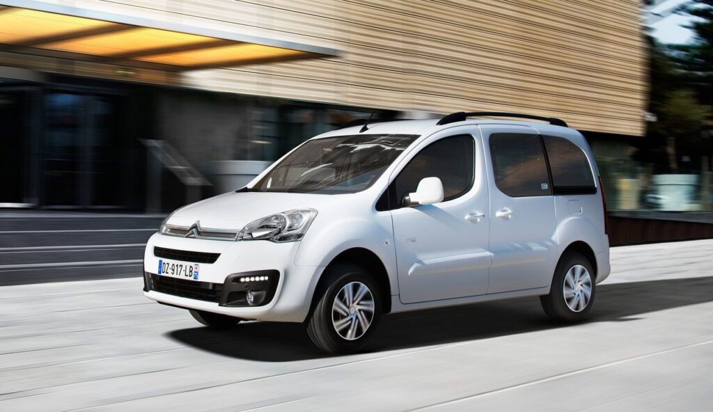 Citroen e-Berlingo 2017 Electric Small Van Technical Specification Full Electric Van Exterior EV Database Battery Real_Range Charging Dimensions Weight Gallery