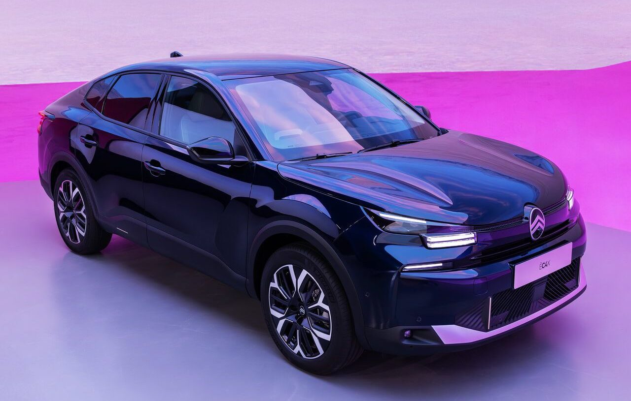 Read more about the article Citroen e-C4 X 2024